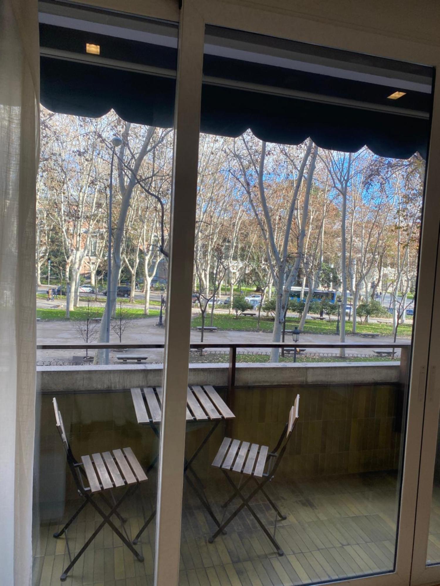 Apartament Lujoso Apto Paseo Del Prado Madryt Zewnętrze zdjęcie